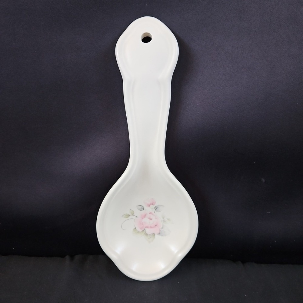Pfaltzgraff Tea Rose Pattern Spoon Rest Holder Able to Hang